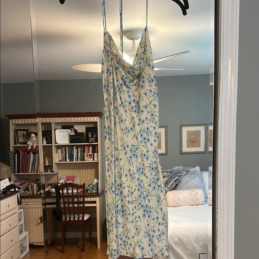 Zara Cream and Blue Mini Dress with Lace Trim